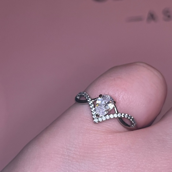 Charmed Aroma Ring Size 9 - Picture 4 of 4